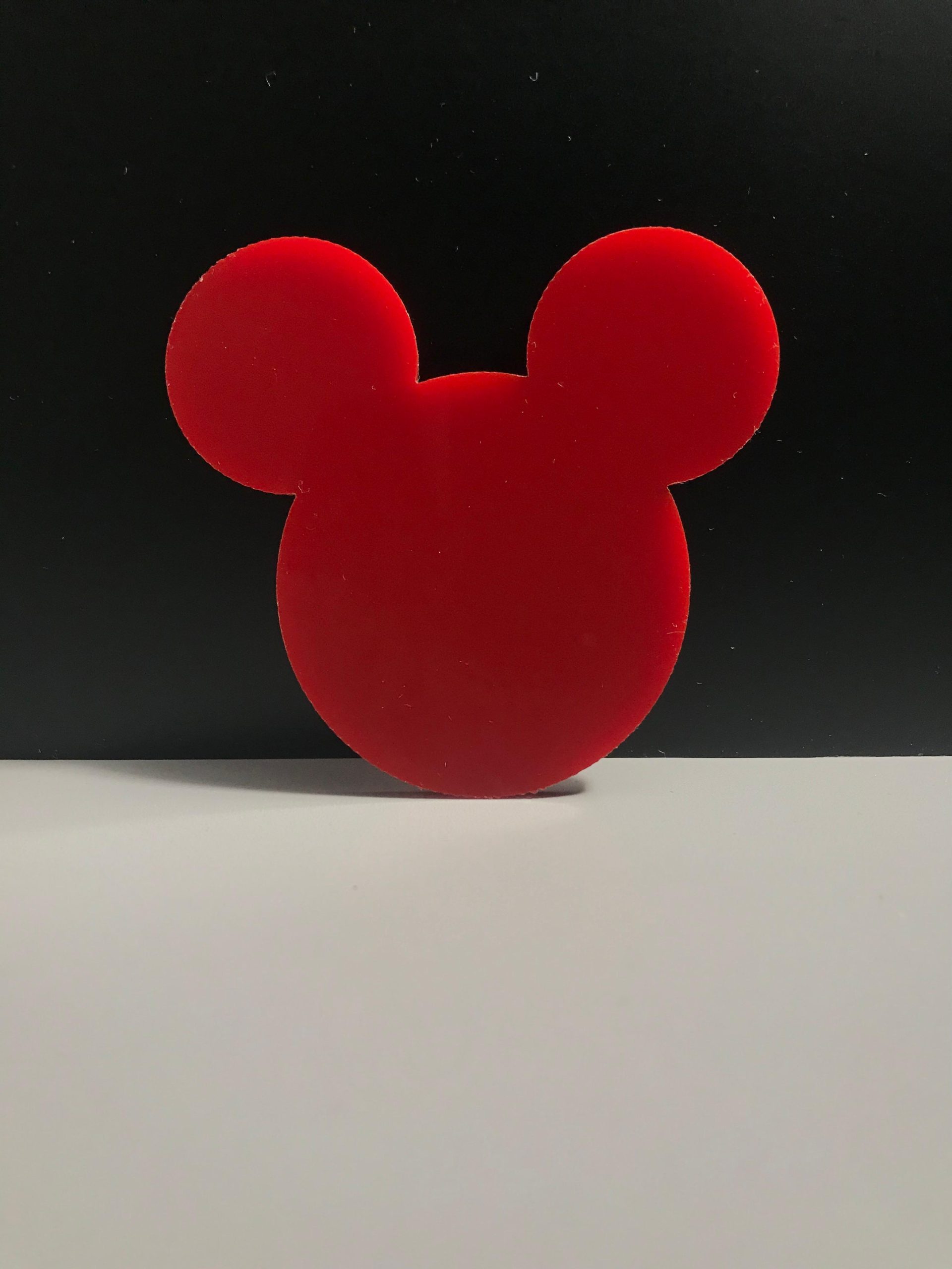 WhatsApp Image 2026-03-19 at 00.47.13 (3) Kırmızı Mickey Magnet 7 cm - Görsel 1